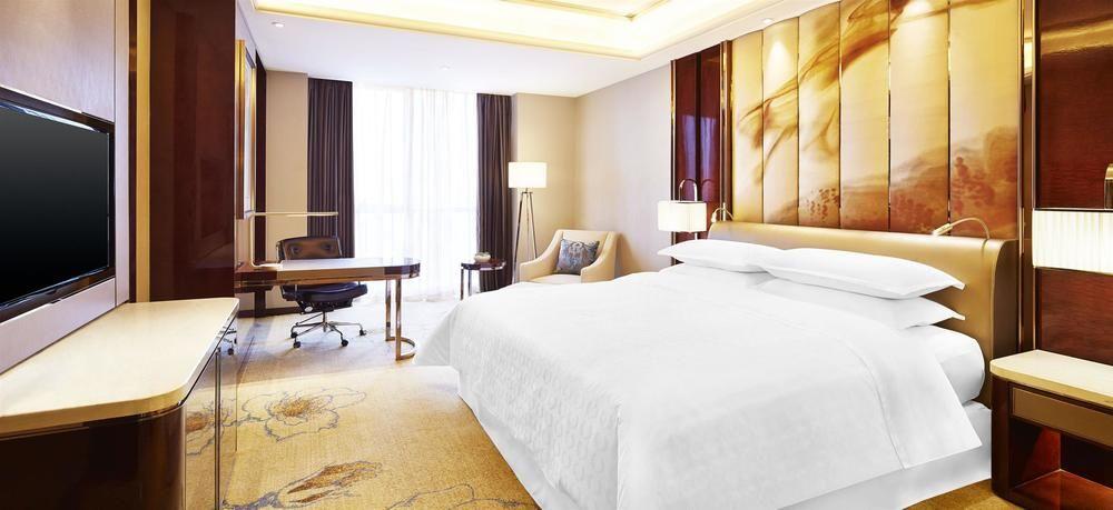 Sheraton Grand Zhengzhou Hotel Eksteriør billede