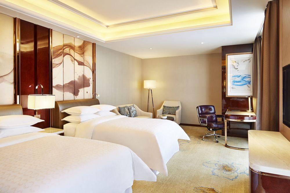 Sheraton Grand Zhengzhou Hotel Eksteriør billede