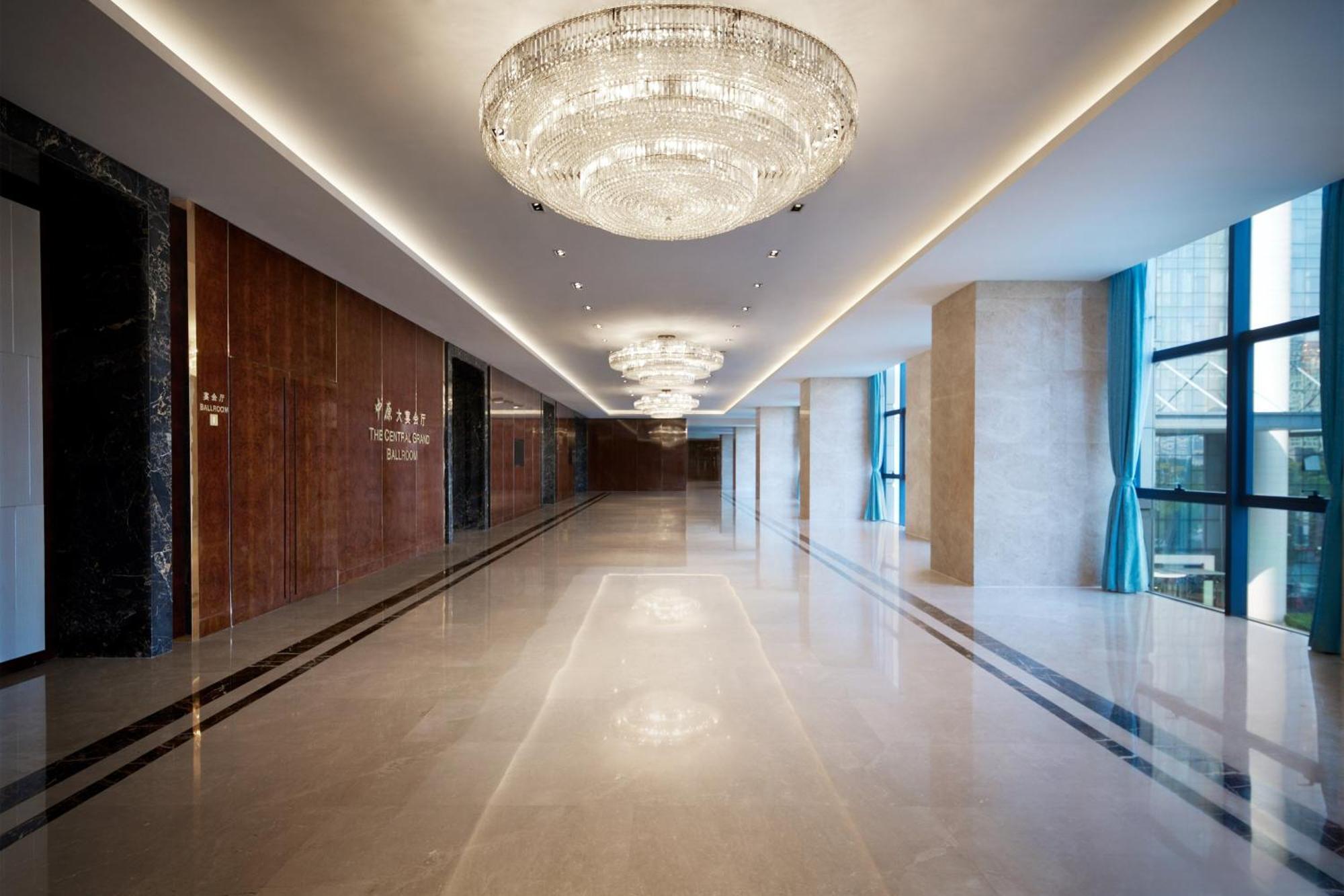 Sheraton Grand Zhengzhou Hotel Eksteriør billede