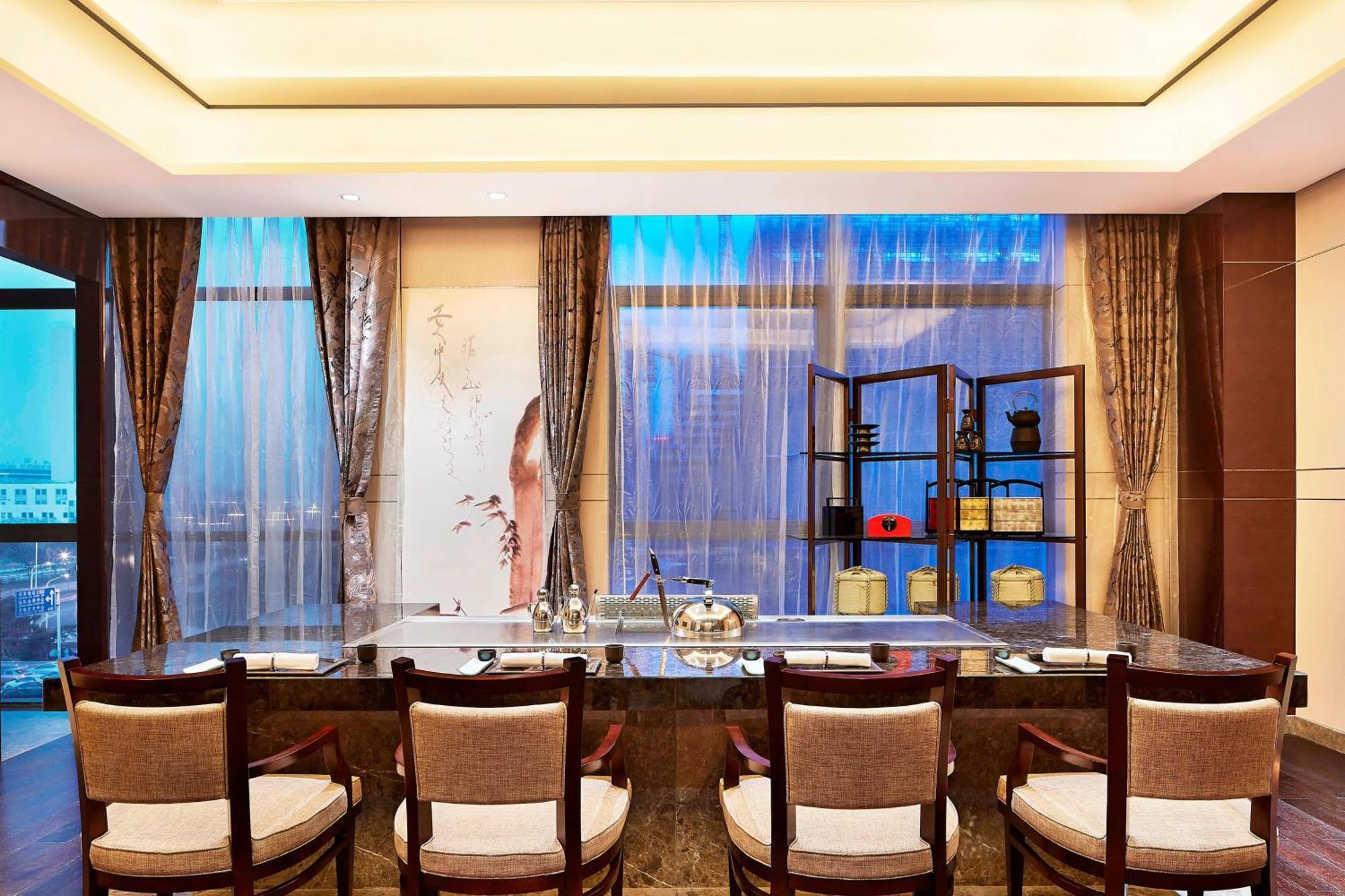 Sheraton Grand Zhengzhou Hotel Eksteriør billede