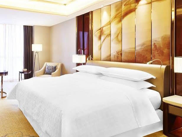 Sheraton Grand Zhengzhou Hotel Eksteriør billede